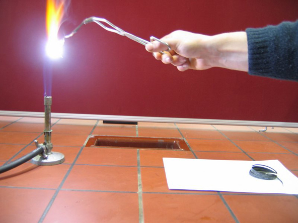 combustion of magnesium